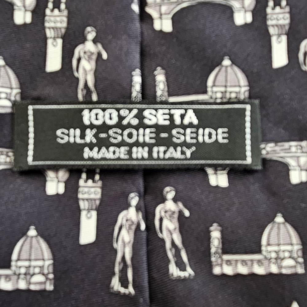 Italian Silk Black & White Firenze Landmarks Tie - Picture 6 of 8